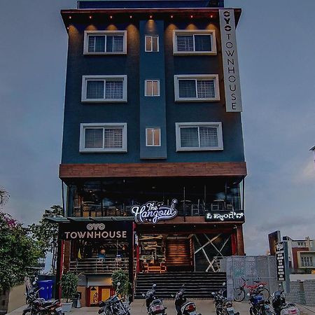 Super Townhouse Global Village Tech Park Near Kengeri Bus Terminal Metro Station Бенґалуру Екстер'єр фото