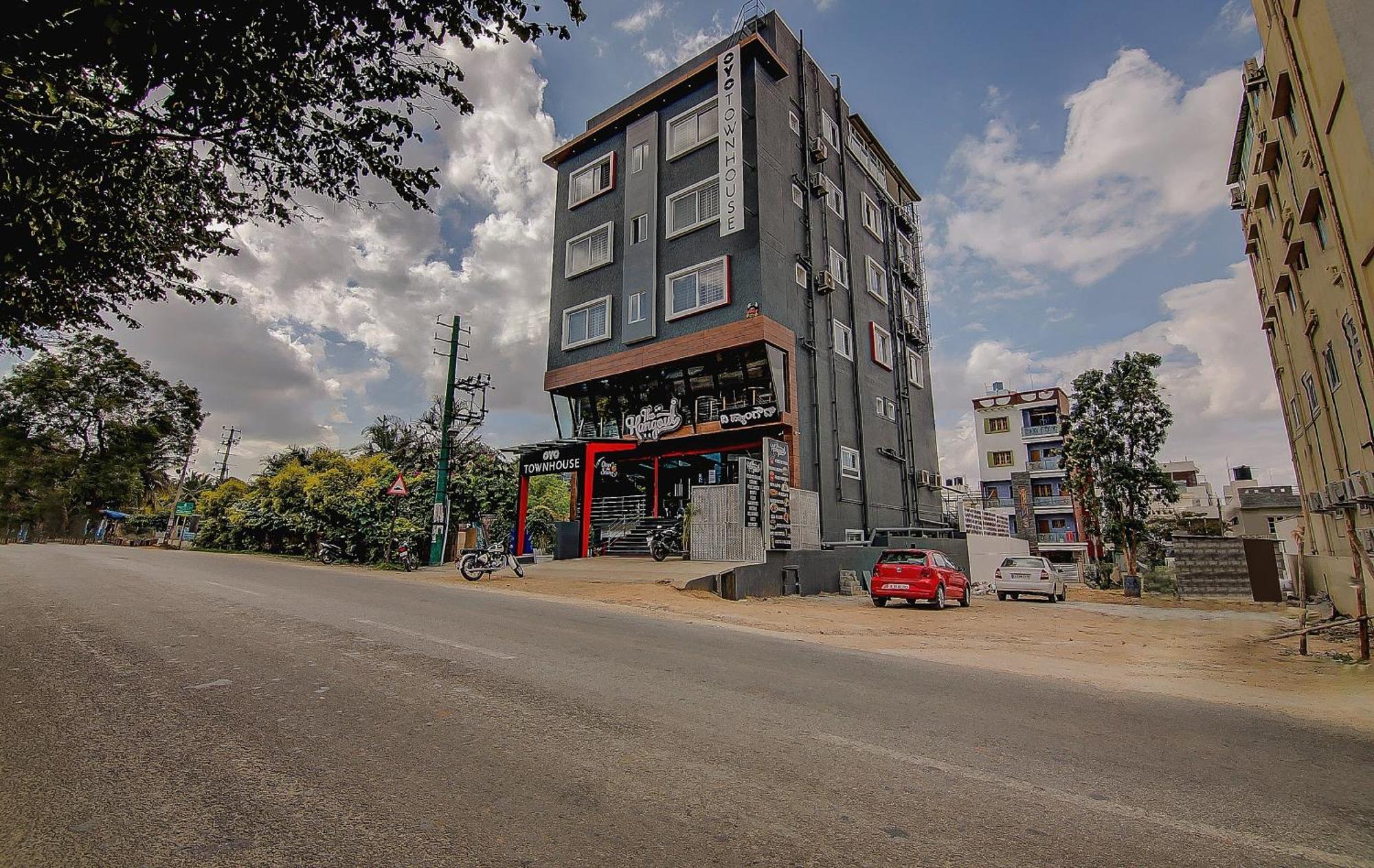Super Townhouse Global Village Tech Park Near Kengeri Bus Terminal Metro Station Бенґалуру Екстер'єр фото